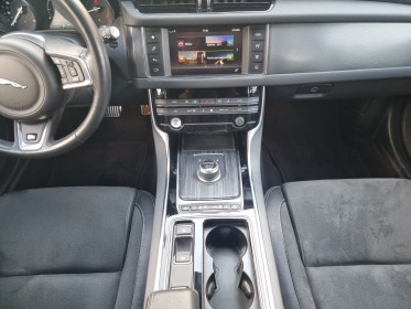 Jaguar xf sportbrake v6 3.0 d - 300 ch bva s garantie 12mois minimum occasion simplicicar pontarlier auto  simplicicar...