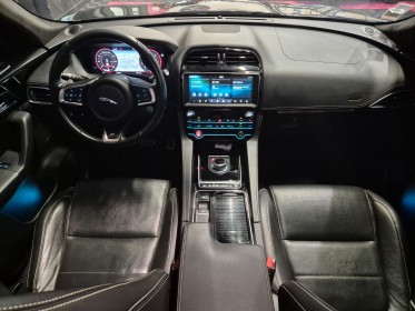 Jaguar f-pace 2.0 d - 180 ch  awd bva8 r-sport - garantie 12 mois - occasion  simplicicar aix les bains simplicicar...