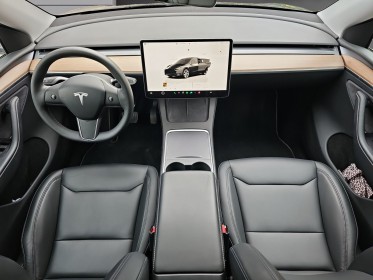 Tesla model y standard rwd / sièges chauffant avant et arrière occasion osny simplicicar simplicibike france
