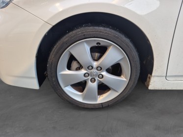 Toyota prius mc 136h lounge 17 occasion simplicicar arras  simplicicar simplicibike france