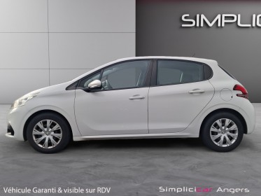 Peugeot 208 business 1.6 bluehdi 75ch ss bvm5 active business 2 places garantie 12 mois occasion simplicicar angers...