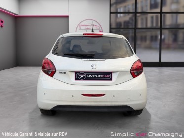 Peugeot 208 puretech 110ch tech edition - distribution neuve - entretien à jour - caméra de recul occasion...