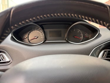 Peugeot 308 1.6 bluehdi 100ch ss bvm5 style, clim auto, sièges sport, garantie 12 mois occasion simplicicar villejuif ...