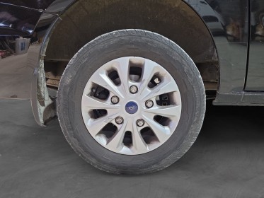 Ford transit custom cabine approfondie 300 l1h1 2.0 ecoblue 130 bva limited tva récupérable clim garantie 12 mois occasion...