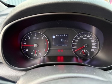 Kia sportage 1.7 crdi 115 isg 4x2 premium sièges/volant chauffants phares automatiques carplay android auto garantie 12 mois...