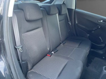 Peugeot 208 1.4 hdi 68ch bvm5 style  courroie de distribution faite , garantie 12 mois occasion simplicicar lyon nord...
