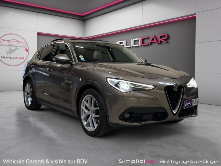 Alfa romeo stelvio my19 2.2 190ch at8 lusso toit ouvrant caméra de recul garantie 12 mois occasion simplicicar...
