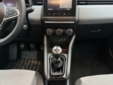 Renault clio v nouvelle 1.5 blue dci ss 100 evolution occasion montreuil (porte de vincennes)(75) simplicicar simplicibike...