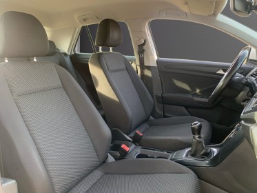 Volkswagen t-roc 1.0 tsi 115 start/stop bvm6 t-roc / attelage / distribution ok / garantie 12 mois occasion simplicicar...