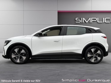 Renault megane e-tech ev40 130ch standard charge equilibre carplay batterie neuve régulateur adaptatif jantes alu...