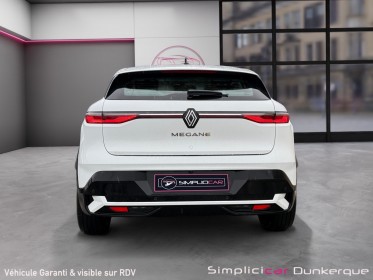 Renault megane e-tech ev40 130ch standard charge equilibre carplay batterie neuve régulateur adaptatif jantes alu...