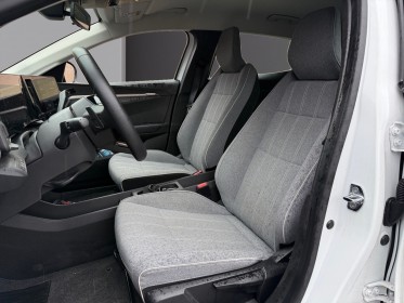 Renault megane e-tech ev40 130ch standard charge equilibre carplay batterie neuve régulateur adaptatif jantes alu...