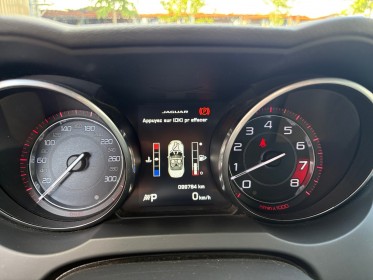 Jaguar f-type cabriolet v6 3l essence suralimente 340 ch bva8 entretenue full constructeur garantie 12 mois occasion...