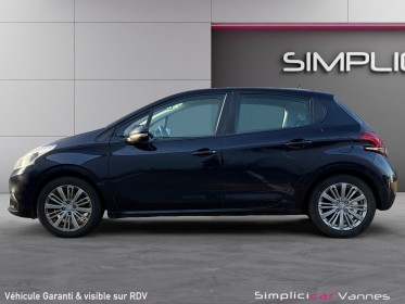 Peugeot 208 1.2 puretech 82ch bvm5 style, garantie jusqu'à 48 mois occasion scl 56 - simplicicar vannes simplicicar...