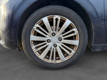 Peugeot 208 1.2 puretech 82ch bvm5 style, garantie jusqu'à 48 mois occasion scl 56 - simplicicar vannes simplicicar...