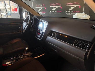 Mitsubishi outlander phev 2.4l phev twin motor 4wd intense occasion  simplicicar aix les bains simplicicar simplicibike france