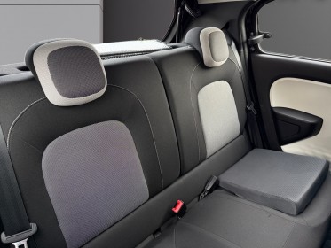 Renault twingo iii tce 95 zen noire essence limiteur de vitesse bluetooth garantie 12 mois occasion simplicicar dunkerque...
