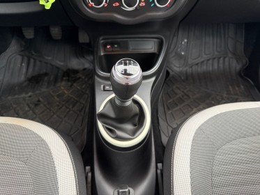 Renault twingo iii tce 95 zen noire essence limiteur de vitesse bluetooth garantie 12 mois occasion simplicicar dunkerque...