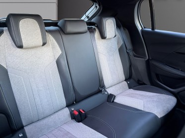Peugeot 208 electrique 50 kwh 136ch gt pack éclairage d'ambiance siège chauffant camera de recul apple carplay garantie...