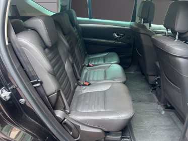 Renault espace v dci 160 energy twin turbo intens edc 7 places toit ouvrant caméra de recul attelage très bon état......