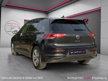 Volkswagen golf 1.0 tsi 110 bvm6 life carplay led d'ambiances volant sièges chauffants garantie 12 mois occasion simplicicar...
