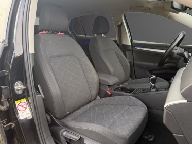 Volkswagen golf 1.0 tsi 110 bvm6 life carplay led d'ambiances volant sièges chauffants garantie 12 mois occasion simplicicar...