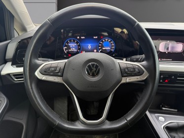 Volkswagen golf 1.0 tsi 110 bvm6 life carplay led d'ambiances volant sièges chauffants garantie 12 mois occasion simplicicar...