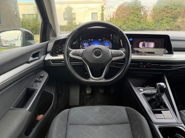 Volkswagen golf 1.0 tsi 110 bvm6 life carplay led d'ambiances volant sièges chauffants garantie 12 mois occasion simplicicar...