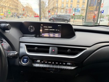 Lexus ux ux 250h 2wd executive/ carplay/ regulateur de vitesse occasion paris 17ème (75)(porte maillot) simplicicar...