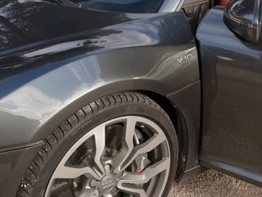 Audi r8 5.2 v10 fsi 525ch quattro r tronic/ garantie 12 mois occasion simplicicar toulon ouest simplicicar simplicibike france