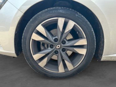 Renault megane iv berline tce 160 edc fap intens garantie 12 mois occasion simplicicar toulon ouest simplicicar simplicibike...