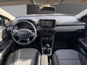 Dacia jogger eco-g 100 7 places  finition extrême faible kilomertage garantie 12 mois occasion simplicicar la ciotat...