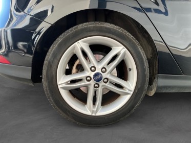 Ford focus 1.0 ecoboost 125 ss titanium garantie 12 mois occasion simplicicar la ciotat simplicicar simplicibike france