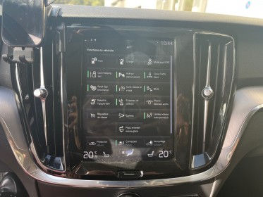 Volvo v60 business t6 awd recharge 253 ch  87 ch geartronic 8 business executive entretien volvo garantie 12 mois occasion...