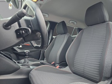 Peugeot 2008 business 1.5l blue hdi 100 ch allure business révisée garantie 12 mois caméra de recul apple car play...