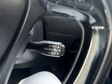 Toyota c-hr hybride mc19 1.8l dynamic entretien toyota/marche pieds/attelage/garantie occasion paris 17ème (75)(porte...