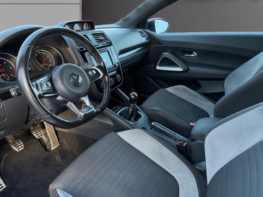 Volkswagen scirocco r-line 2.0 tdi 150ch garantie 12mois occasion simplicicar pontarlier auto  simplicicar simplicibike france