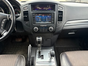 Mitsubishi pajero long 3.2 di-d granite a 200cv toit ouvrant 7p camera de recul sieges chauffants garantie 12mois occasion...