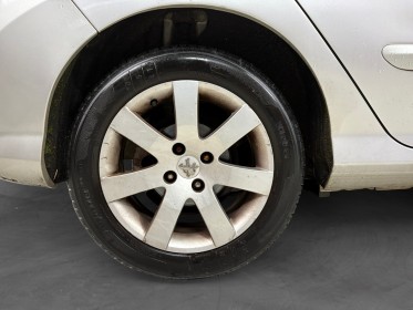 Peugeot 308 1.6 hdi 110ch fap - confort pack - garantie 12 mois occasion simplicicar brest simplicicar simplicibike france