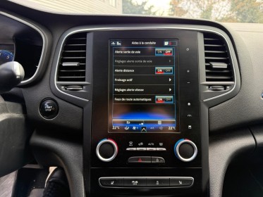 Renault megane iv berline tce 205 energy edc gt - sièges chauffants - toit ouvrant - son bose - garantie 12 mois occasion...