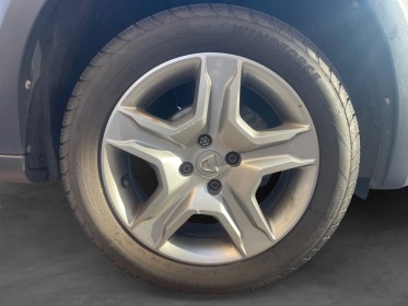 Dacia sandero tce 90 stepway navy occasion cannes (06) simplicicar simplicibike france