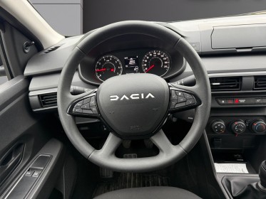 Dacia sandero sce 65 essential / garantie 12 mois / entretien dacia occasion simplicicar rouen simplicicar simplicibike france