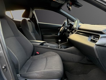 Toyota c-hr pro 116ch turbo 2wd dynamic - garantie 12 mois occasion simplicicar reims simplicicar simplicibike france