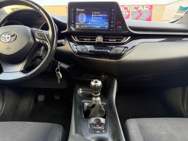 Toyota c-hr pro 116ch turbo 2wd dynamic - garantie 12 mois occasion simplicicar reims simplicicar simplicibike france
