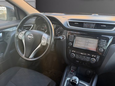 Nissan qashqai 1.5 dci 110 white edition - caméra 360 - toit panoramique - attelage - garantie 12 mois occasion simplicicar...