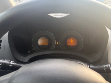 Toyota auris 90 d-4d linéa terra occasion simplicicar villejuif  simplicicar simplicibike france