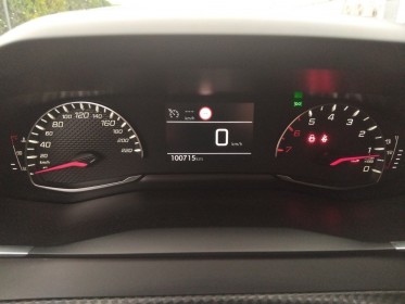 Peugeot 208 bluehdi 100 ss bvm6 active garantie 12 mois occasion parc voitures beauvais simplicicar simplicibike france