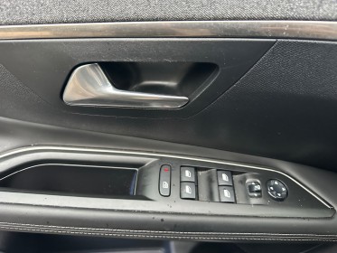 Peugeot 3008 business 130ch ss eat6 allure business/entretiens peugeot/sieges chauffants electrique/faible... occasion paris...