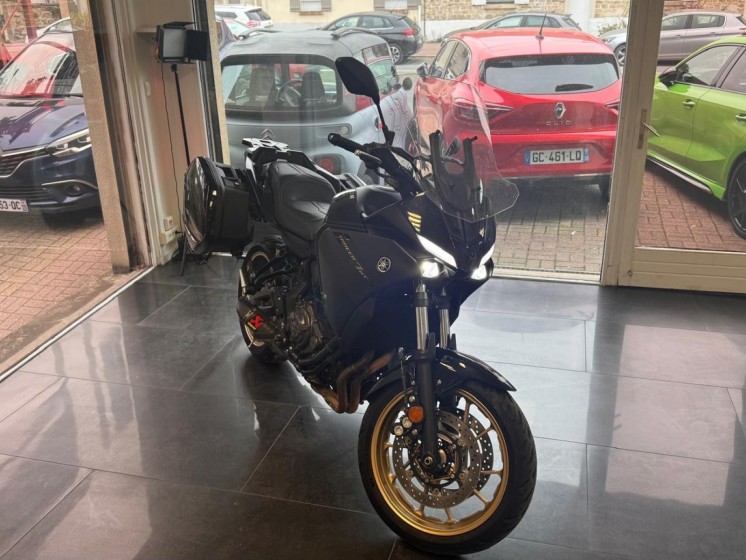 Yamaha tracer 700 gt 47,5 cv shifter up / ligne akrapovic / valises latéral /  selle confort /  embrayage neuf-- occasion...