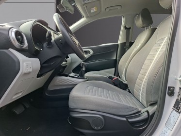 Hyundai i10 1.0 67 bvr creative garantie 12 mois occasion simplicicar villepinte simplicicar simplicibike france